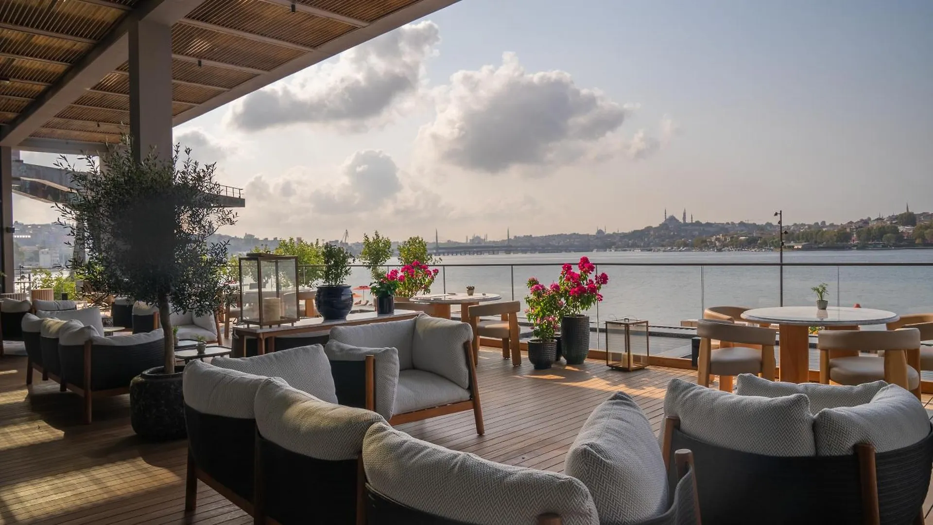 Отель Rixos Tersane Стамбул